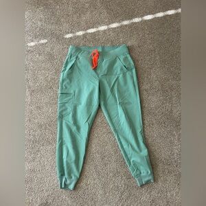 Figs Jade Zamora petite jogger scrub pants